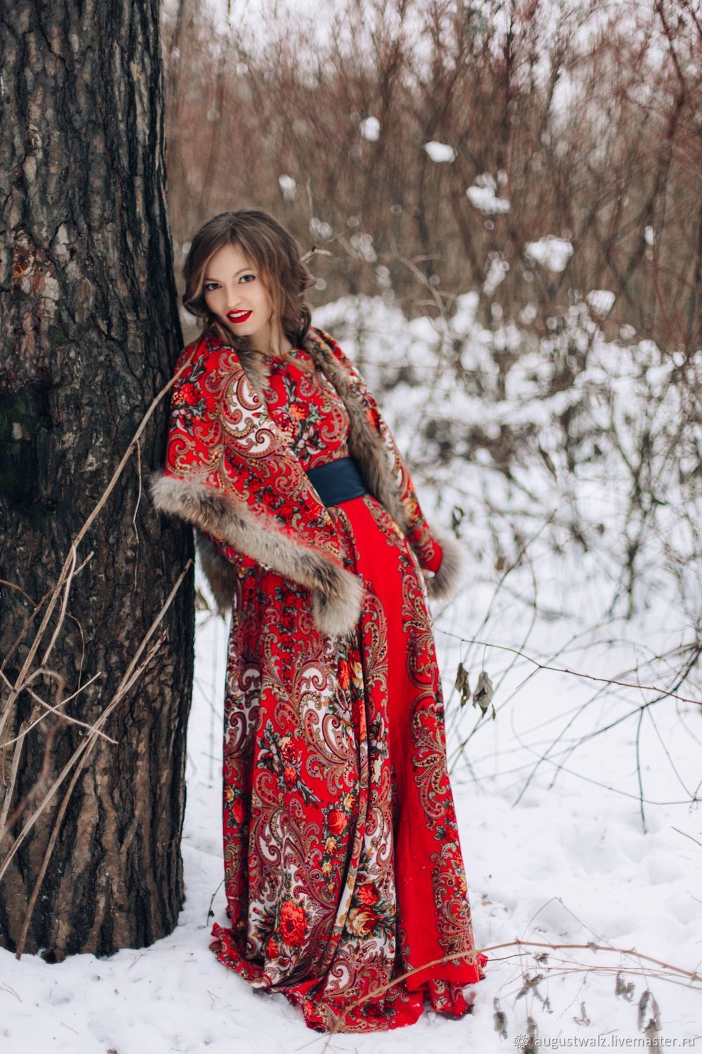 Photo Girls in Slavic costumes in Yichun